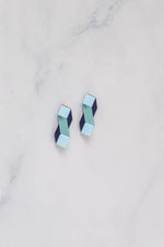 Cube Earrings – Playful minimalism for everyday essentials