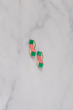 Cube Earrings – Playful minimalism for everyday essentials