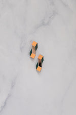 Cube Earrings – Playful minimalism for everyday essentials